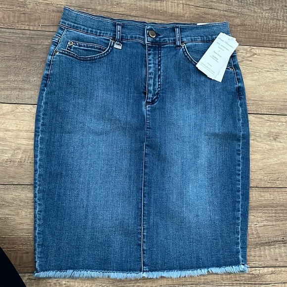 NWT Lisette L Denim Skirt size 8 - Picture 1 of 6